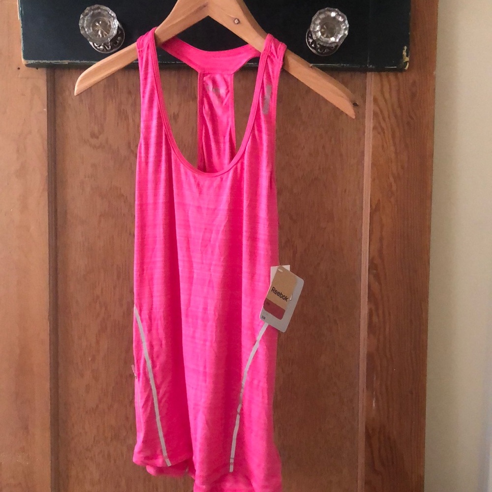 NWT Reebok slim sport tank